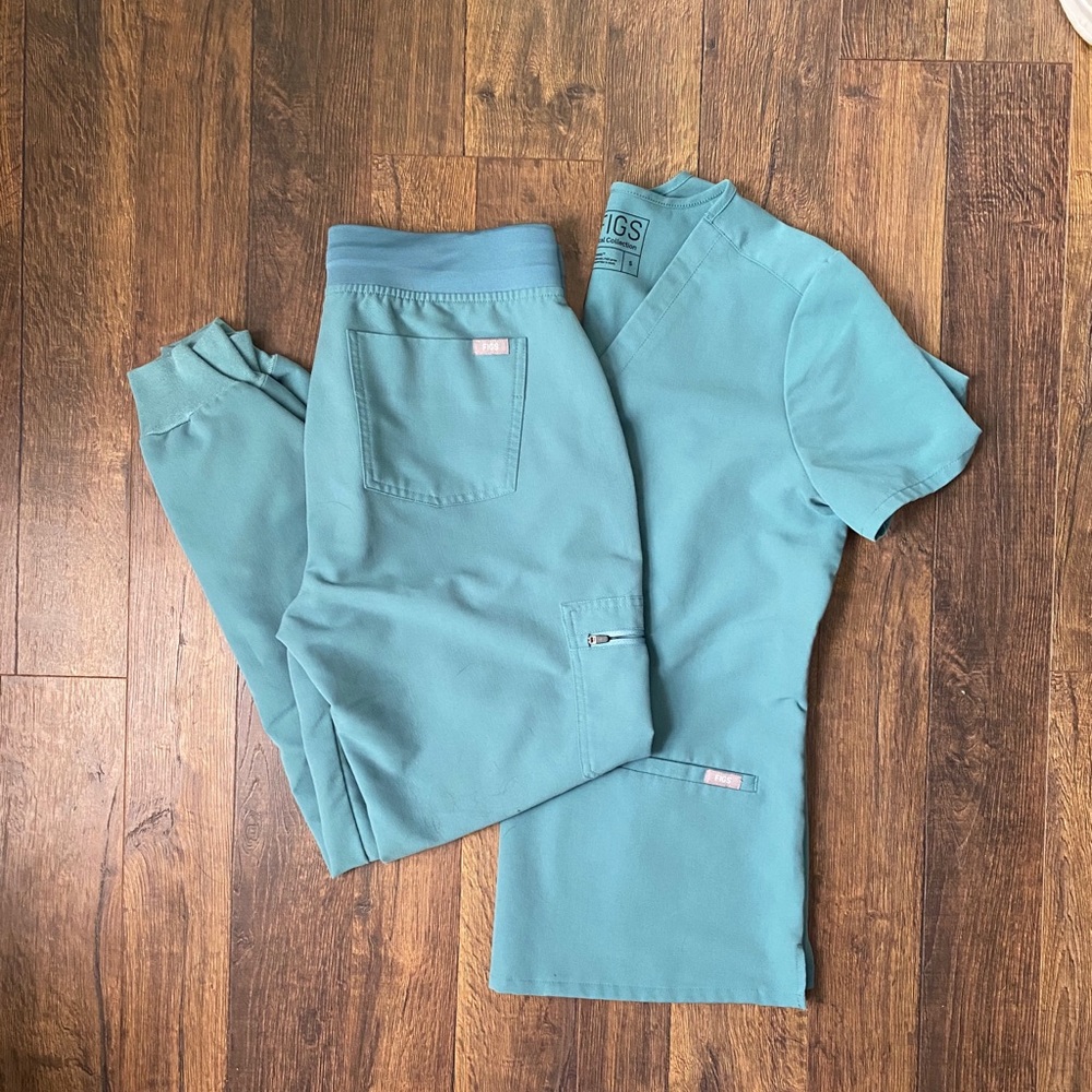 FIGS Hydrogreen Set